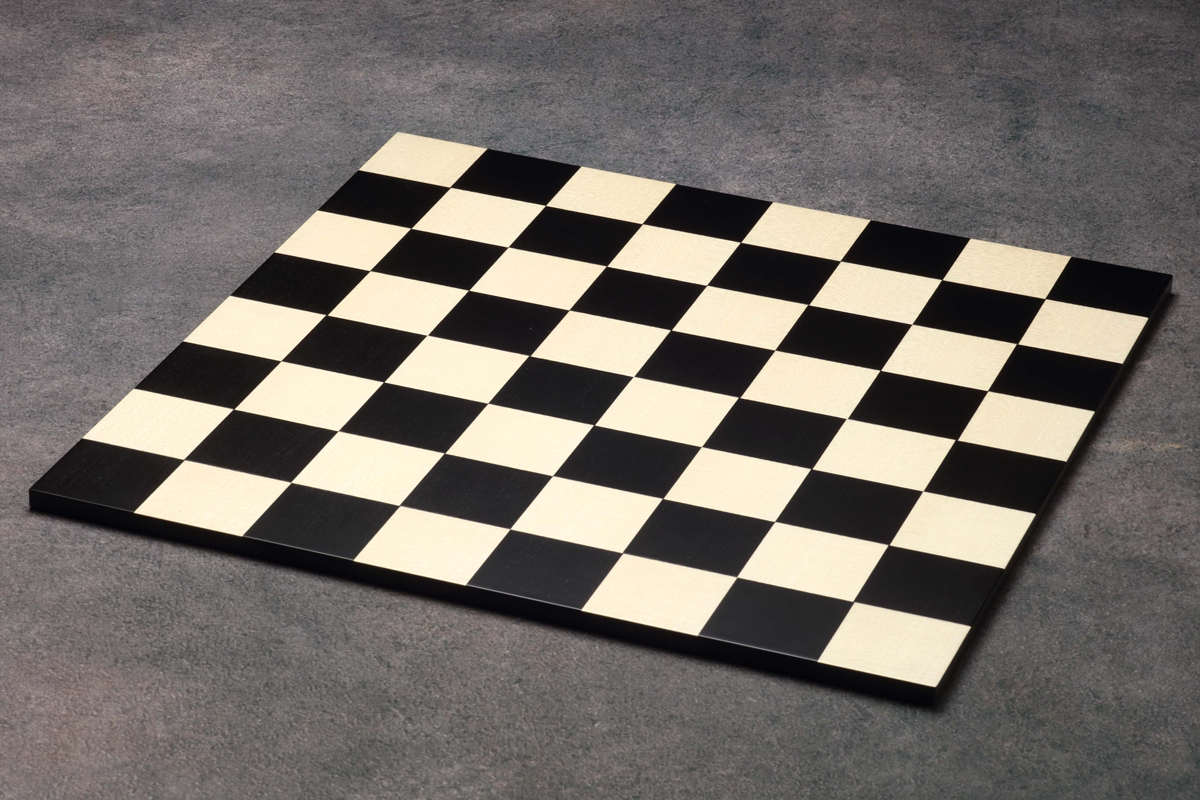 Schachbrett in Schwarz/Ahorn, rahmenlos, Feldgröße 45 mm