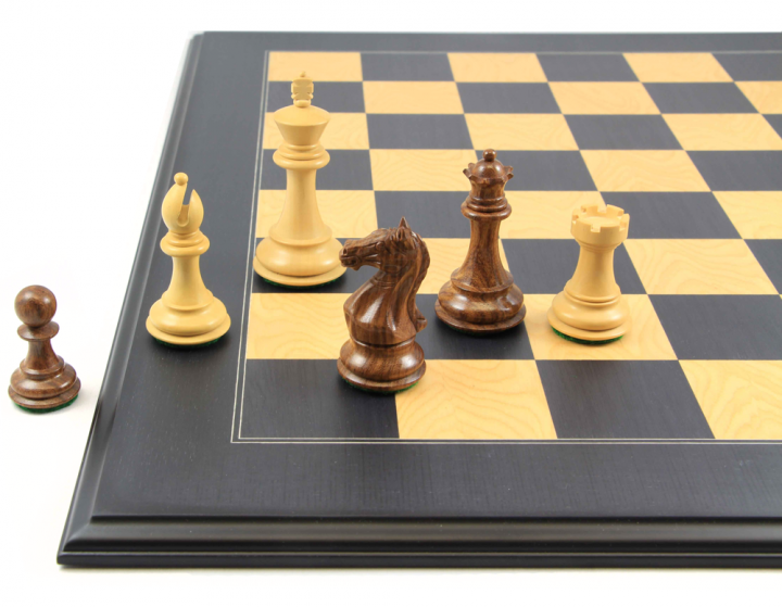 Schachset: Schachfiguren Talos mit Schachbrett Anigre schwarz und Esche Intarsie, Profilrand
