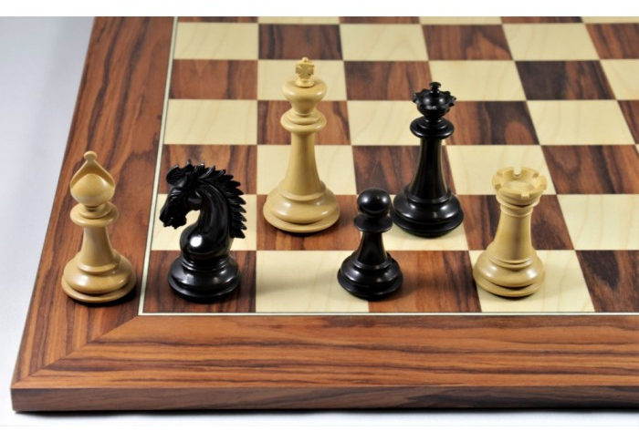 Schachset-Magnificent-Top-Buchsbaum-schwarz-und-natur-mit-Schachbrett-Mongoy