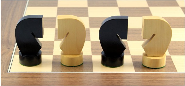 Design-Schachfiguren: Timeless Black Wama