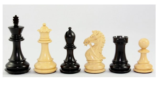Schachfiguren Deluxe Staunton Ebenholz und Buchsbaum, Königshöhe 102 mm, in Etui