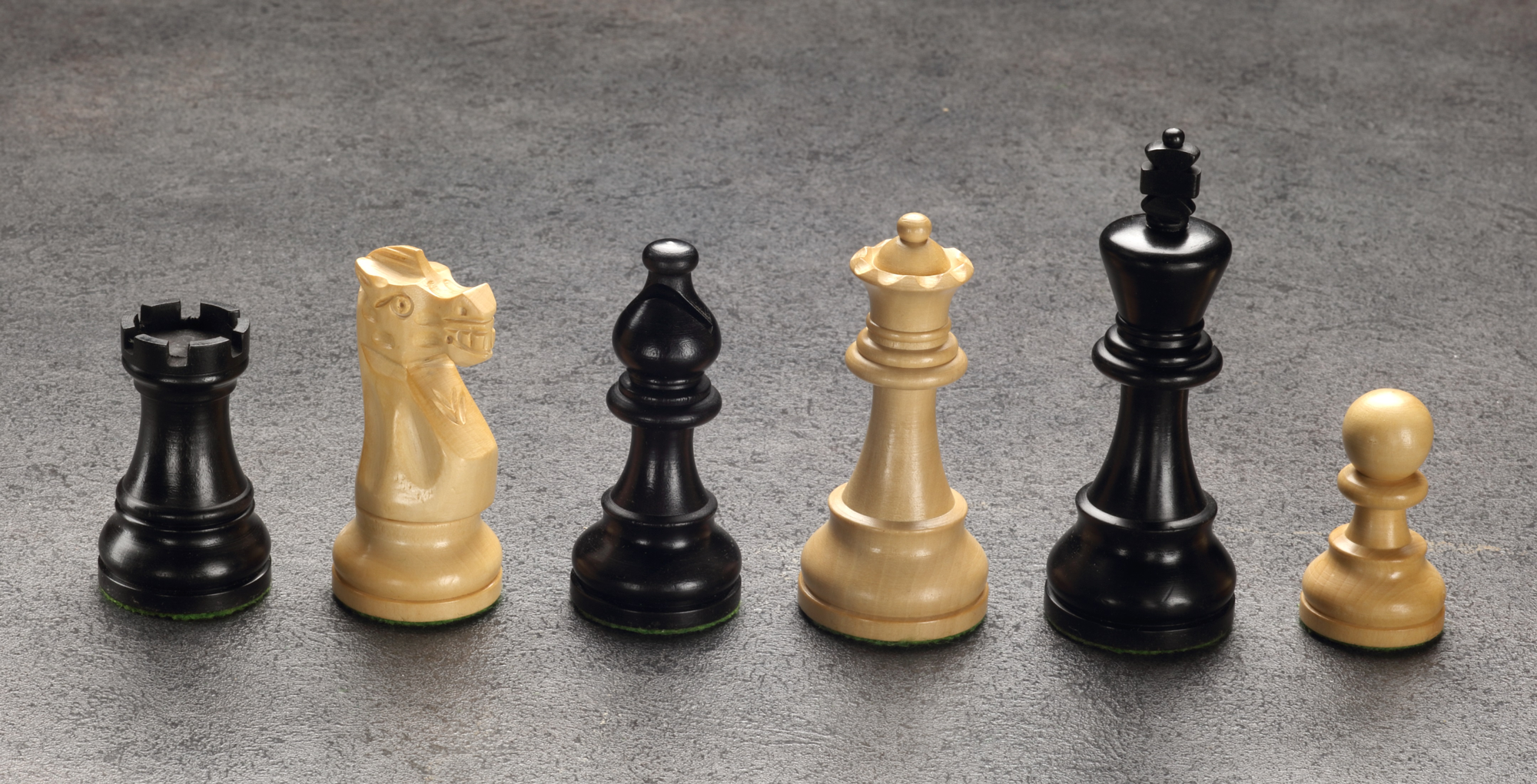 Schachfiguren in Schwarz/Buchsbaum, Königshöhe 95 mm, doppelt gewichtet