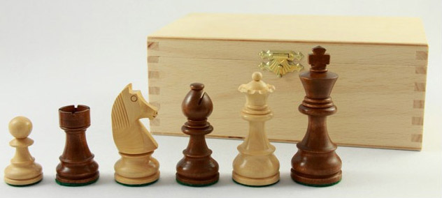 Schachfiguren-Balance83Kassette-aus-Holz Schach-Kassette Club83