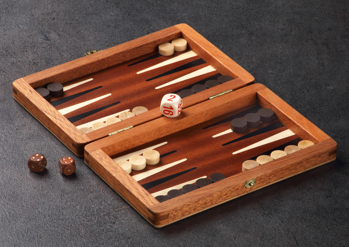 HOT groothandel heeft de grootste collectie backgammon van Nederland HOT groothandel heeft de grootste collectie backgammon van Nederland