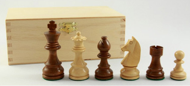 Schachfiguren-Balance83-Kassette-aus-Holz Schach-Box mit Schachfiguren Balance83