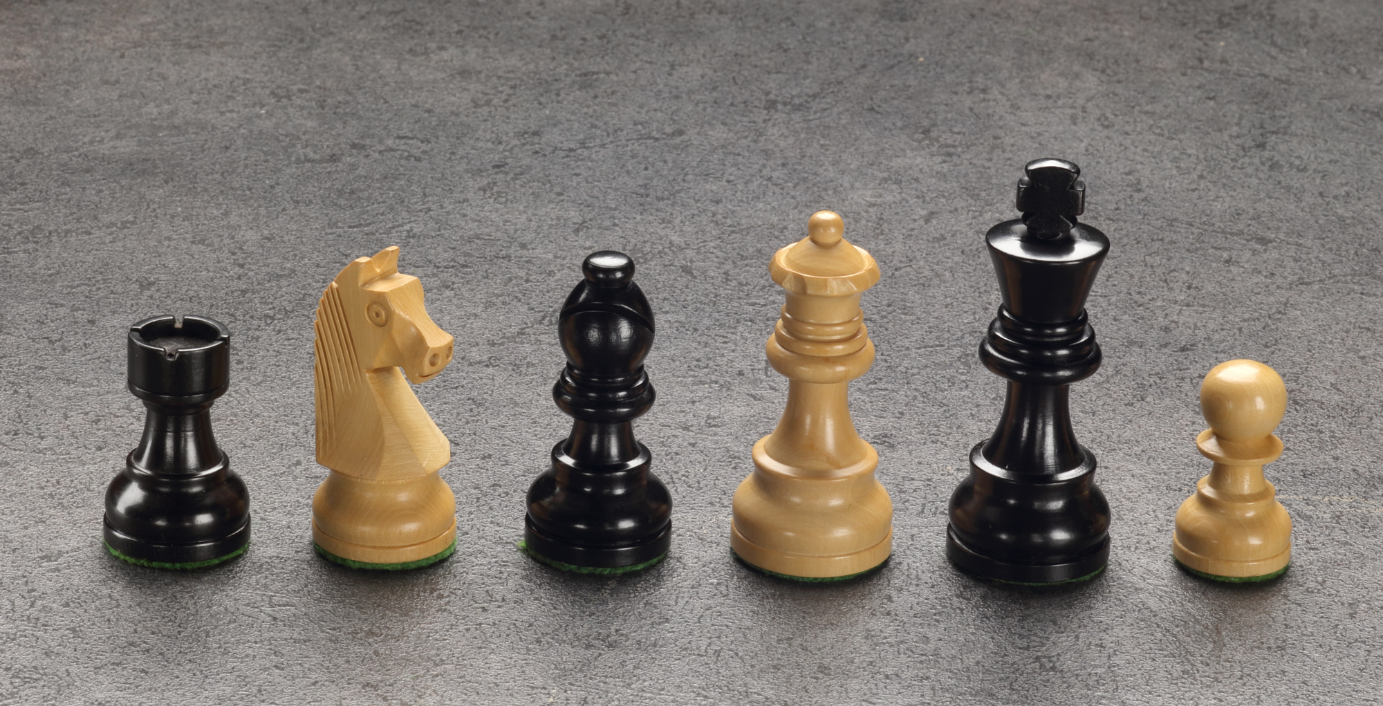 Schachfiguren in Schwarz/Buchsbaum, Königshöhe 75 mm, Klassischer Staunton, gewichtet