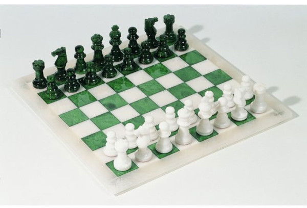 Schachspiel aus Alabaster grün/weiß, Königshöhe 73 mm