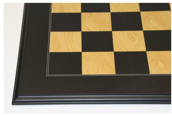 Schachbrett Anigre schwarz und Esche, Feldgröße 55 mm, mit Profilrand