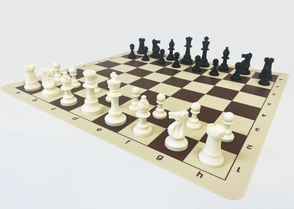 Schachspiel Schachfiguren Königshöhe 89 mm, mit faltbaren Schachbrett aus Silikon