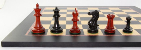 Schach-Set Monocrat Royale, Schachfiguren mit Schachbrett