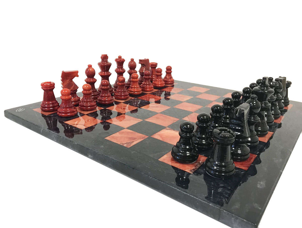 Schachspiel schwarz rot gelb SchachQueen 